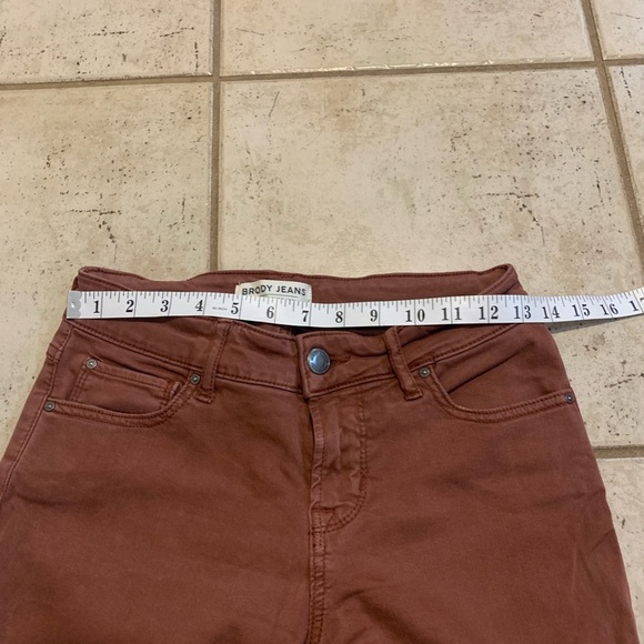 Brody Jeans Skinny Ankle Jeans - Rust/Burnt Sienna, Size 25W x 29L - Picture 4 of 6